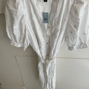 SUMMER SALE CONTINUES!!!

Ann Taylor White Floral Embroidered Dress